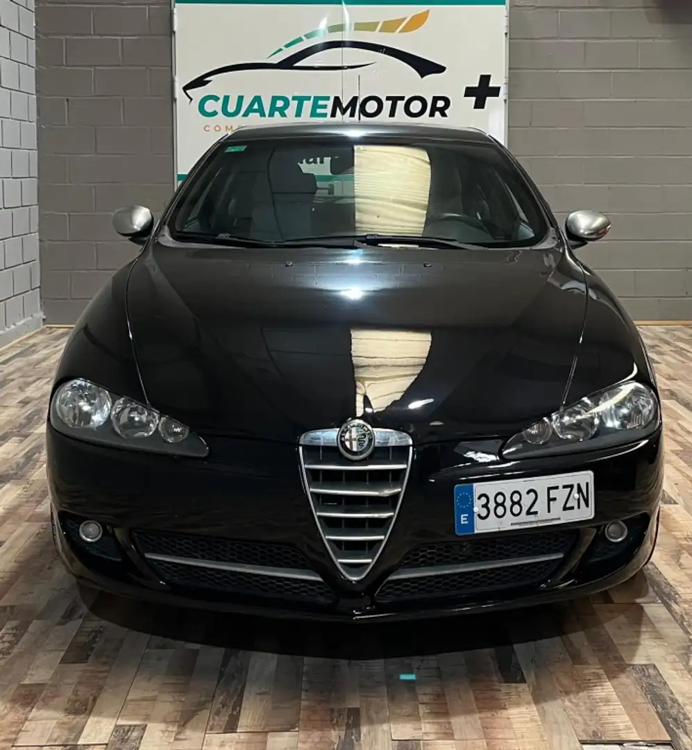 Alfa Romeo 147 1.6 TS Sport 105 Zwart - 2