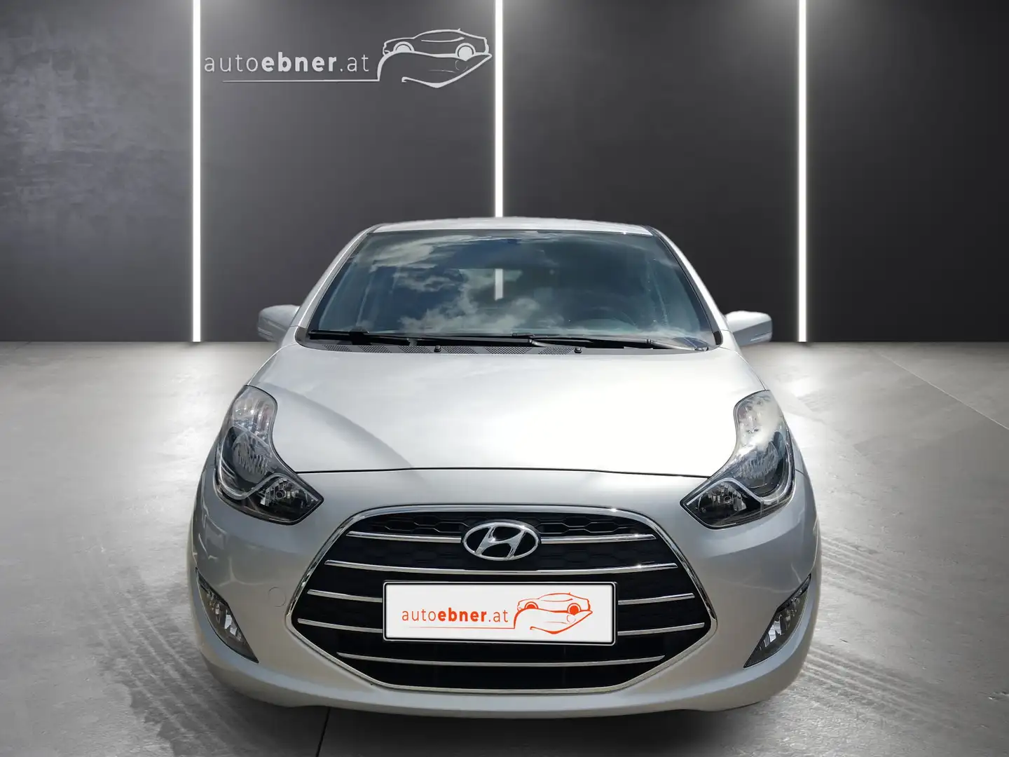 Hyundai iX20 IX20 1,4 Go TEMPOMAT+KLIMAAUTOMATIK Silber - 2