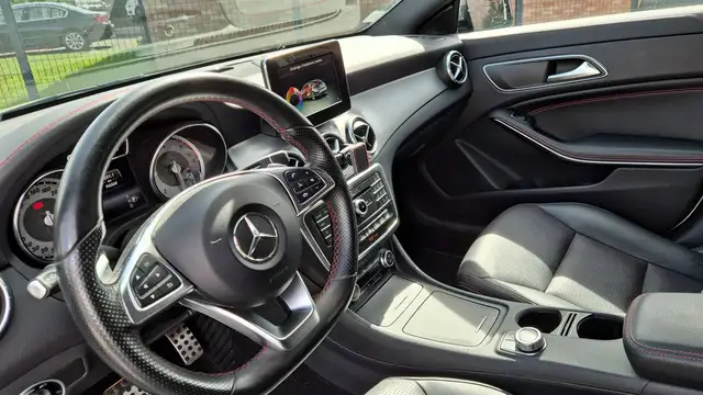 Mercedes-Benz Unknown Model view 8