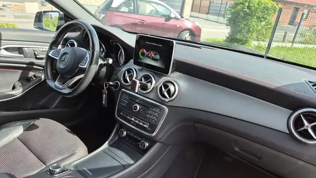 Mercedes-Benz Unknown Model view 10