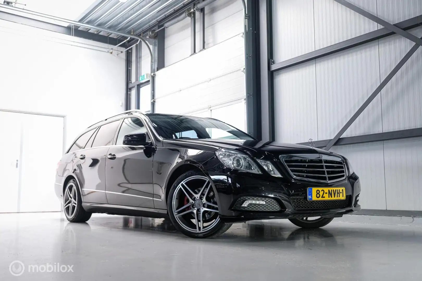 Mercedes-Benz E 200 Estate CGI AMG | led | Trekhaak | Ketting moet ver Zwart - 1