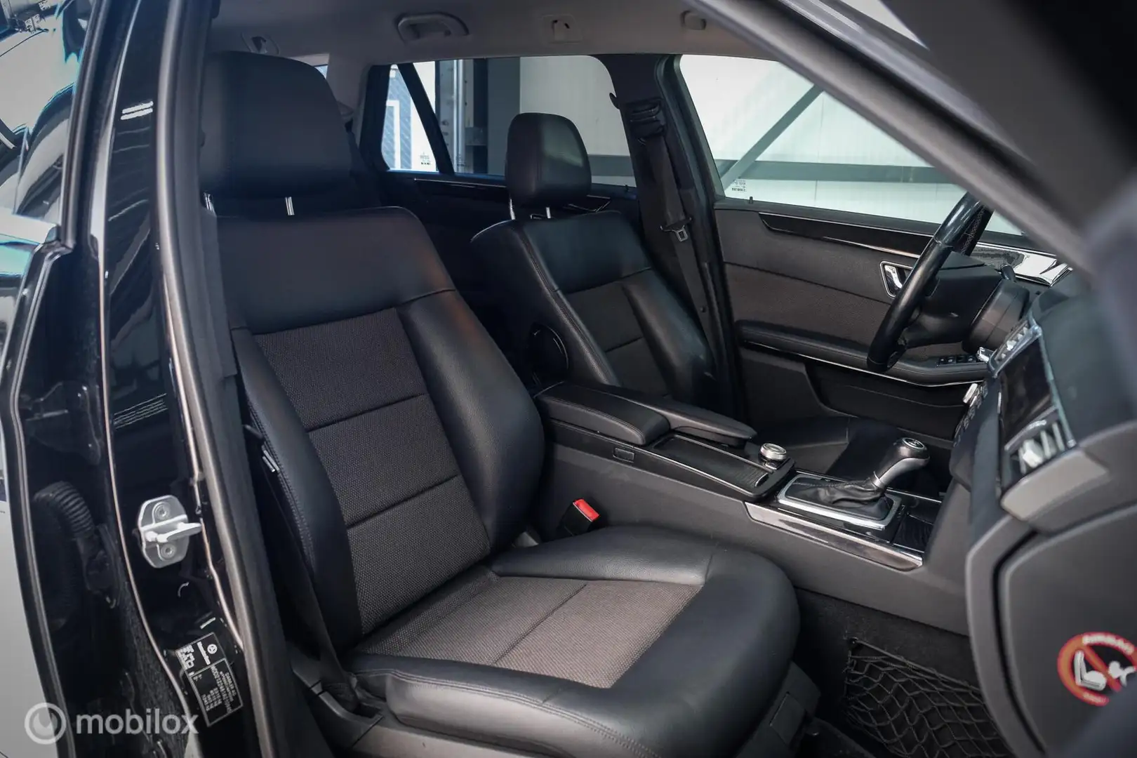 Mercedes-Benz E 200 Estate CGI AMG | led | Trekhaak | Ketting moet ver Zwart - 2
