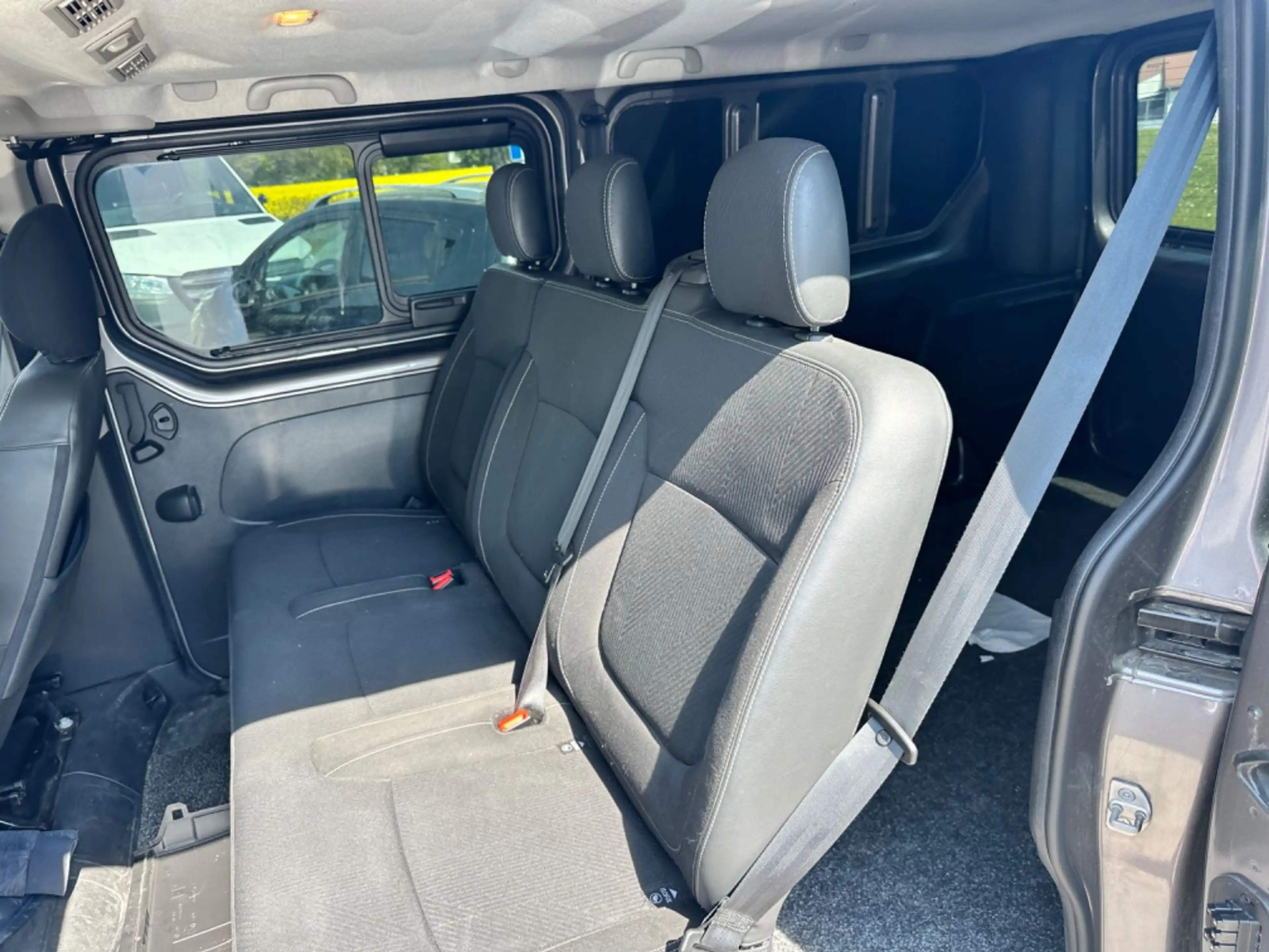Nissan NV300 Kombi L2H1 2,9t COMFORT * Navi * — photo 7