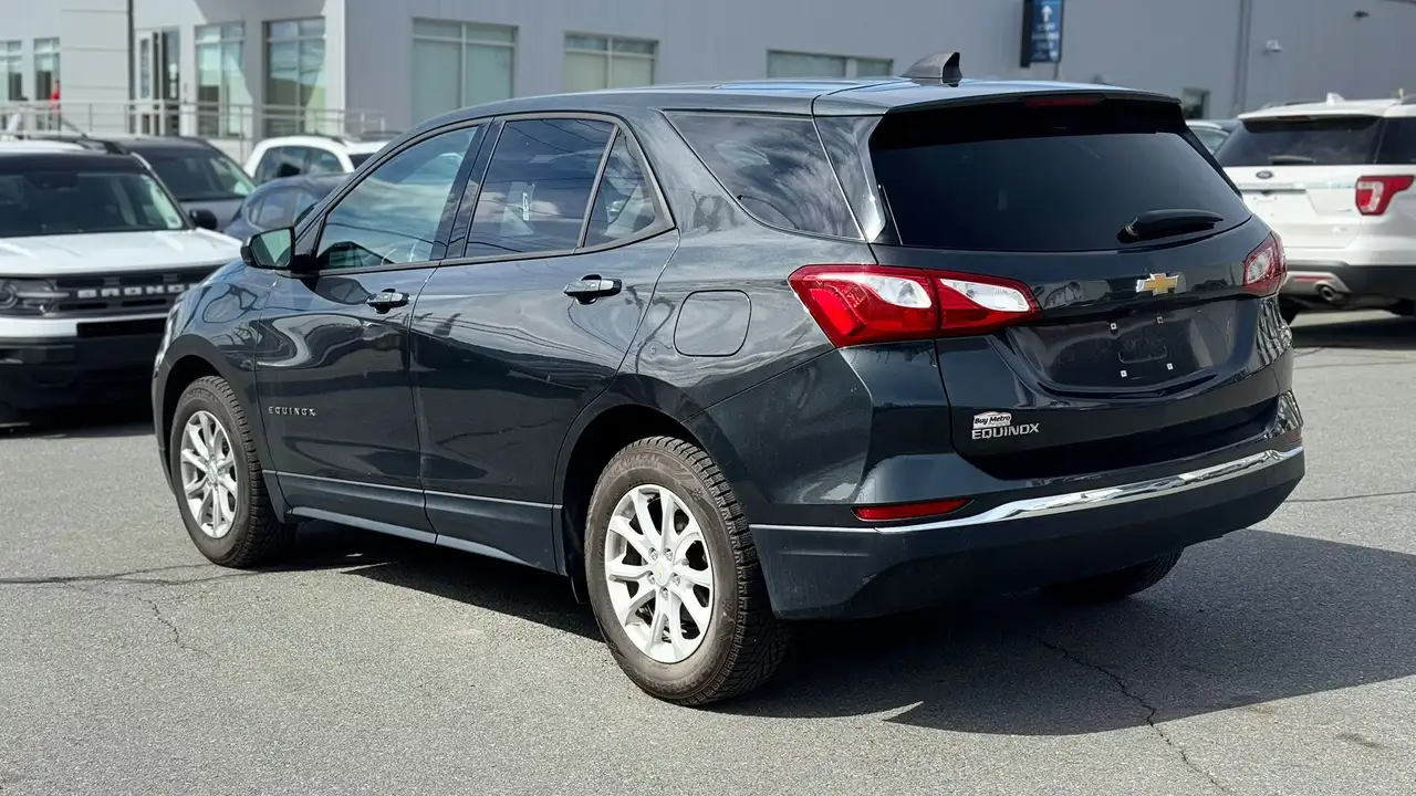 Chevrolet Equinox снимка Chevrolet Equinox