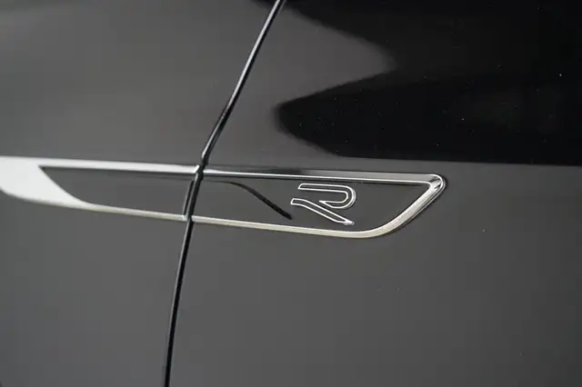 Volkswagen Touareg view 25