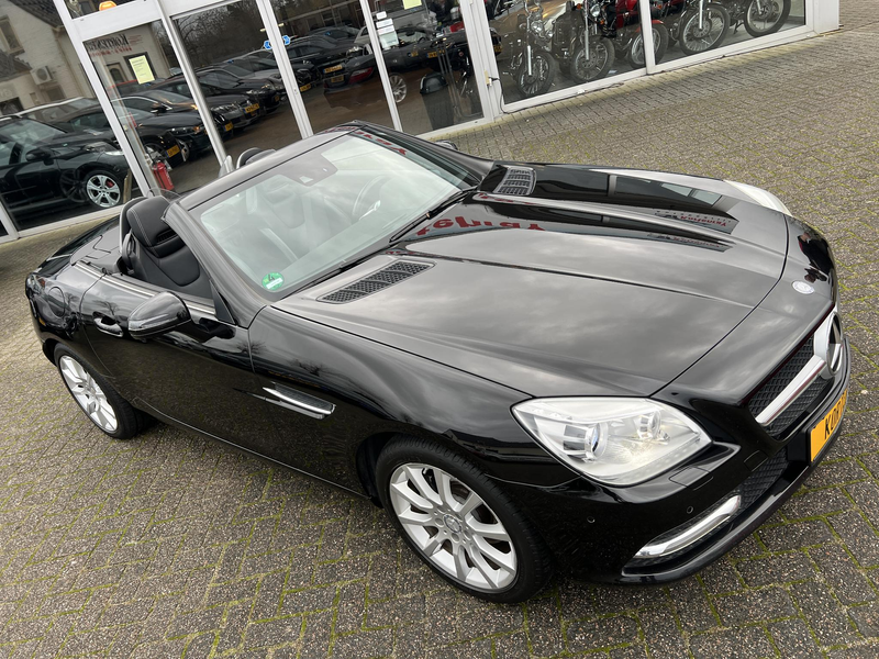 Mercedes-Benz SLK 200 Edition panorama,air-scarf,navi,leder,xenon,cruise — photo 14