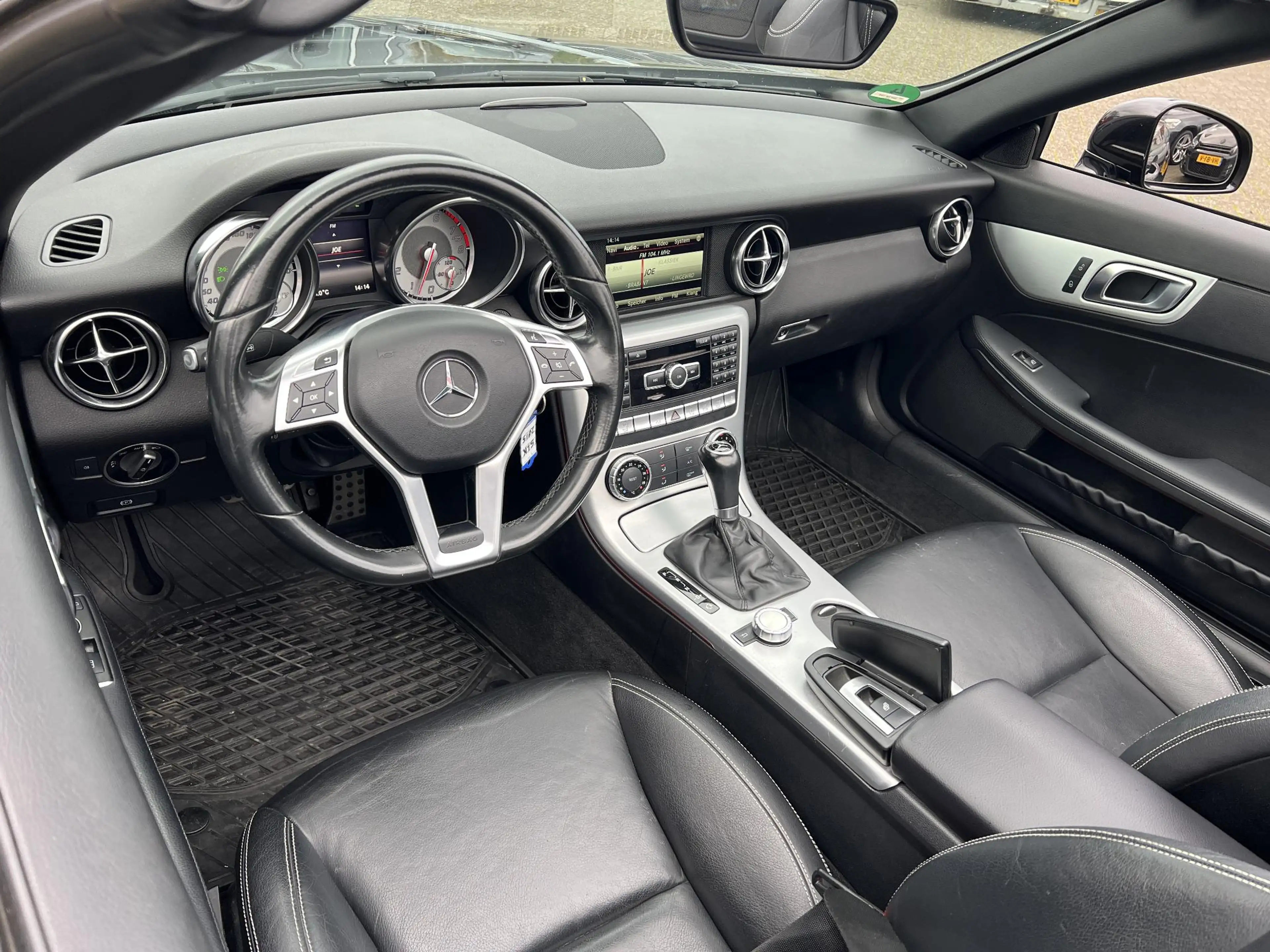 Mercedes-Benz SLK 200 Edition panorama,air-scarf,navi,leder,xenon,cruise — photo 15