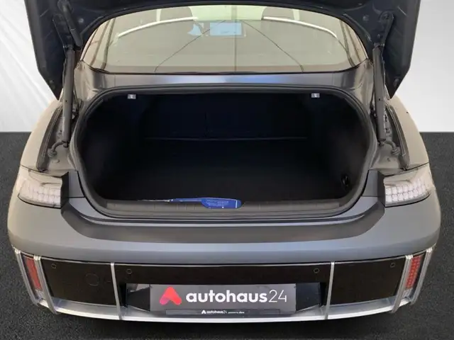 Hyundai IONIQ 6 view 6