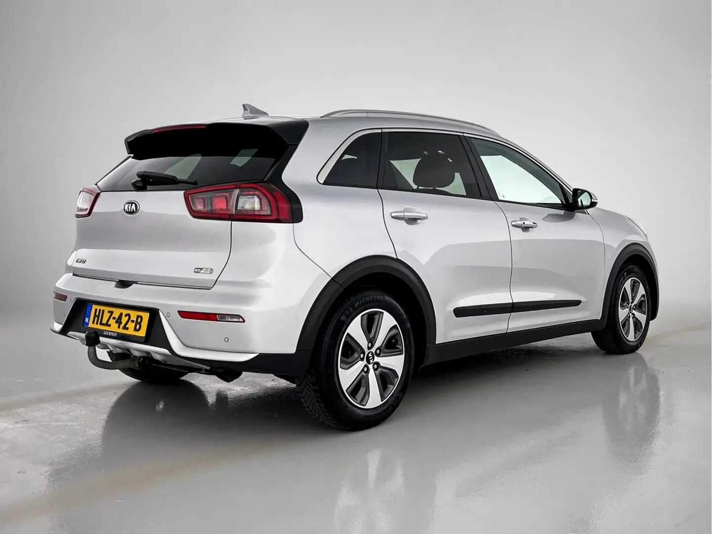 Kia Niro 1.6 GDi Hybrid DynamicLine Limited Grigio - 2