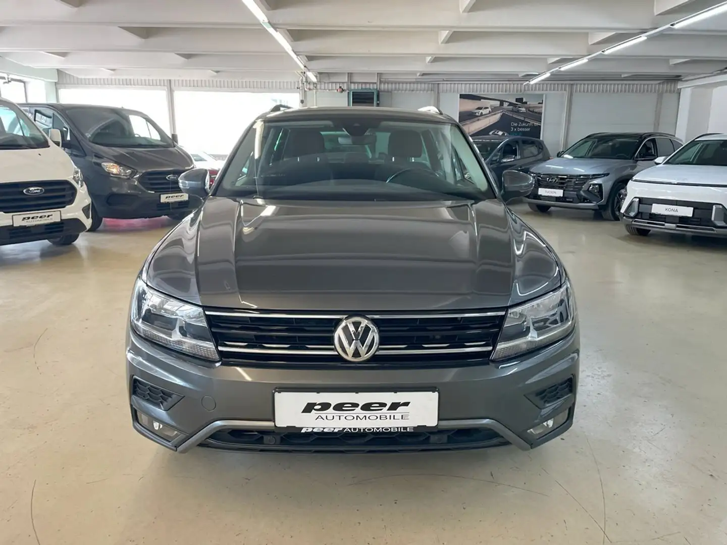 Volkswagen Tiguan Comfortline BMT/Start-Stopp 4Motion Gris - 2
