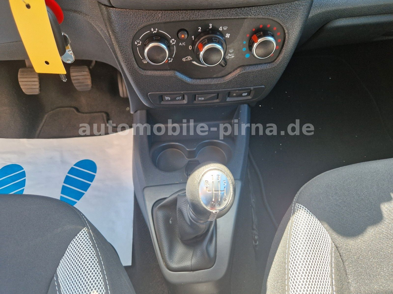 Dacia Dokker Stepway Plus 1.3TCe 130 6-G NAVI/SHZ/CAM — photo 12