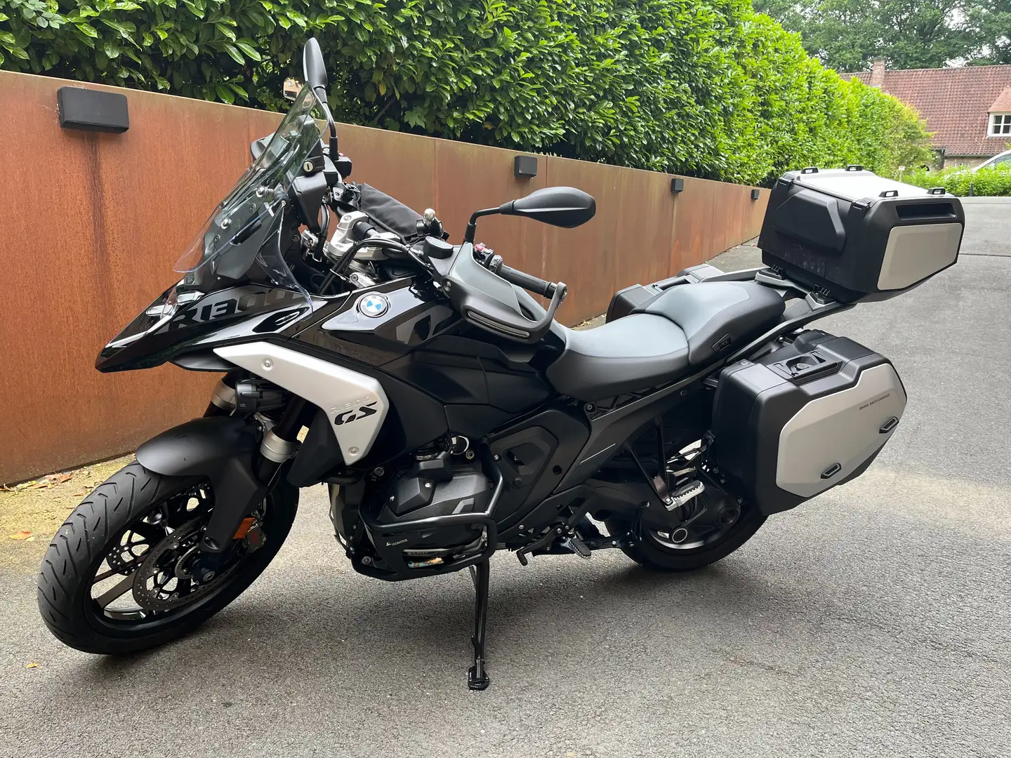 BMW R 1300 GS Noir - 1