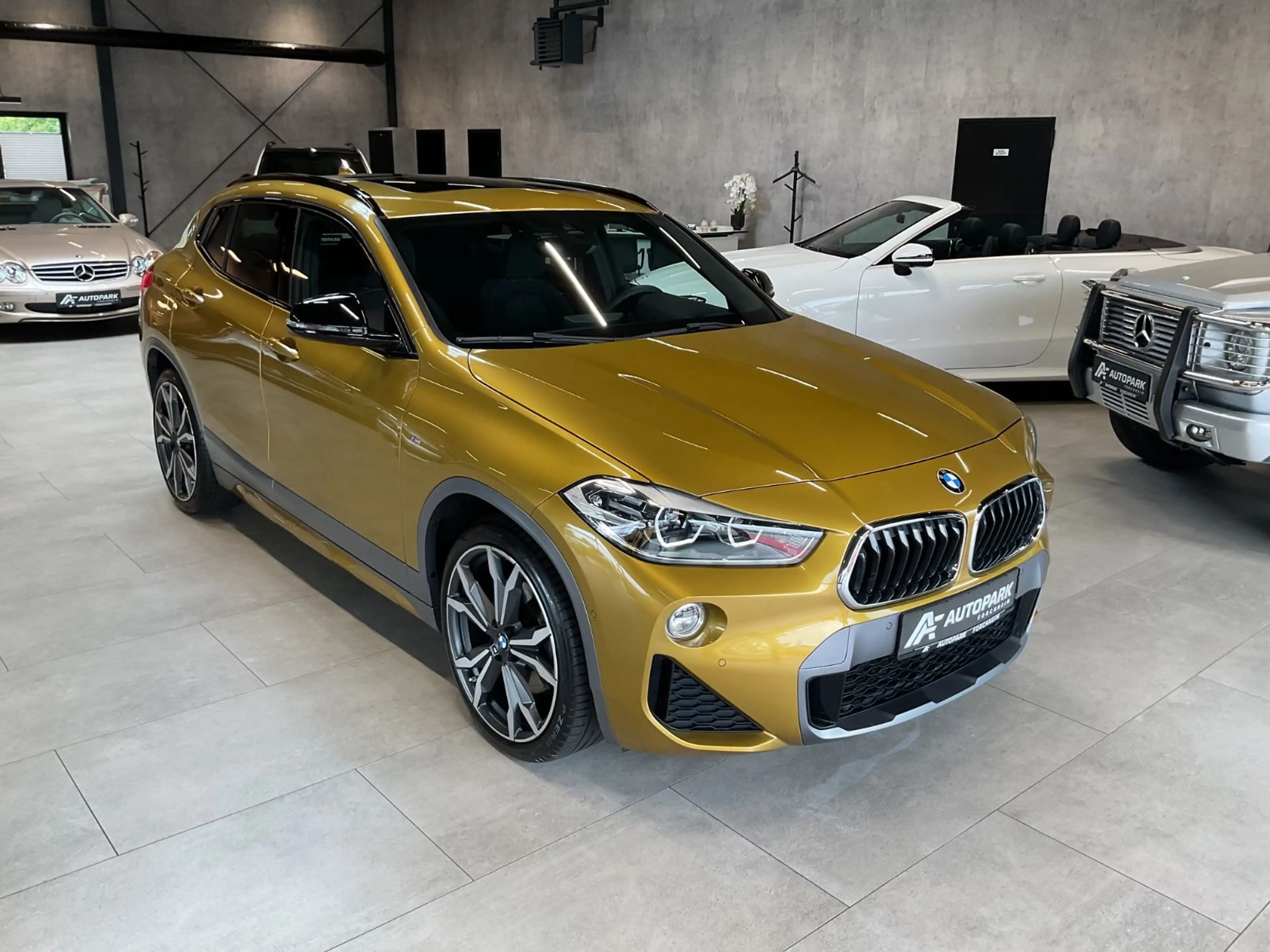 BMW X2 20i sDrive M Sport X AHK LED Navi Pano 20" — photo 3