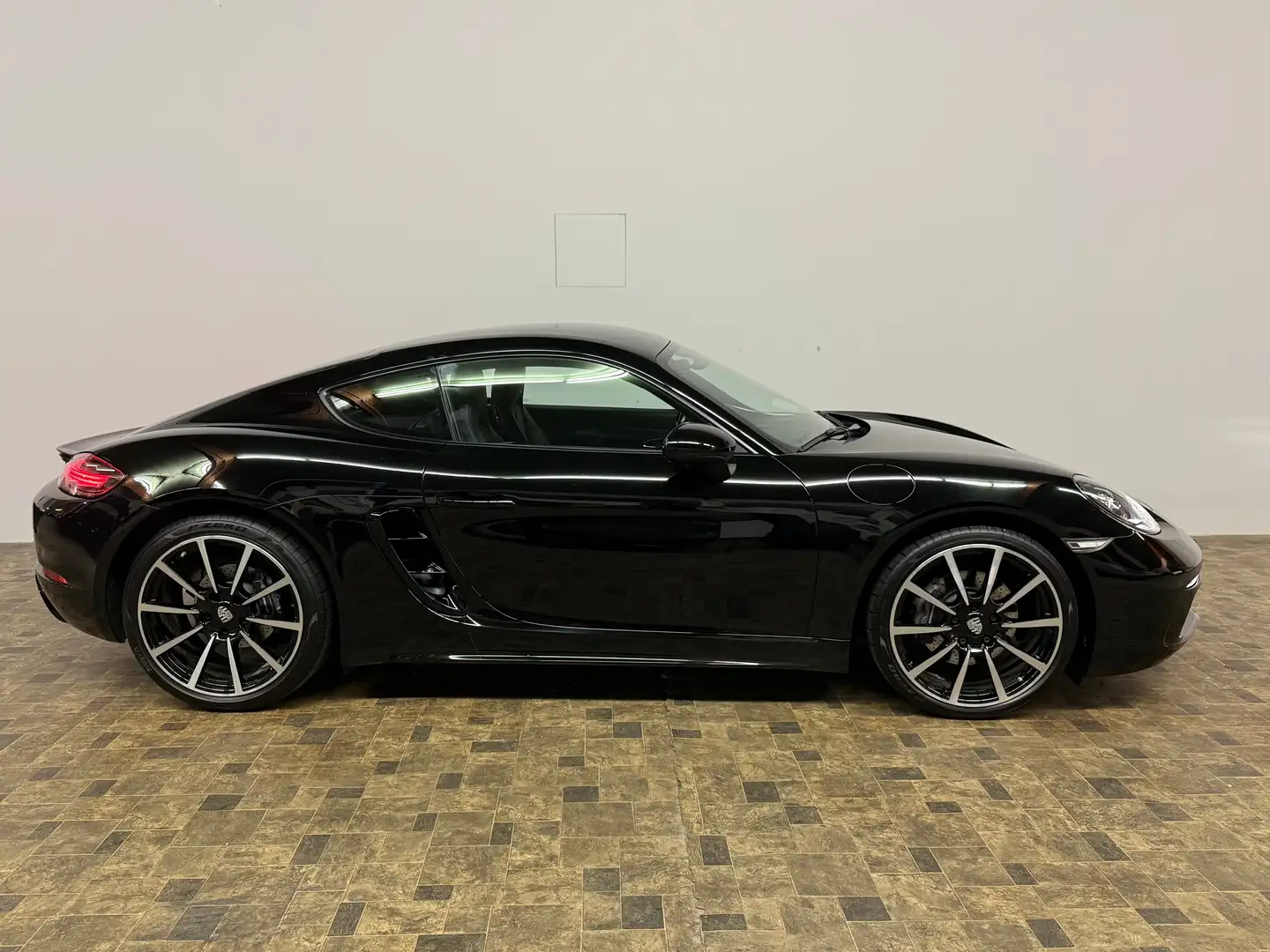 Porsche Cayman 718, LED, Navi, Kein USA Import Negro - 1