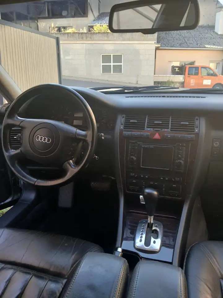 Audi A8 4.2 quattro, foto 10