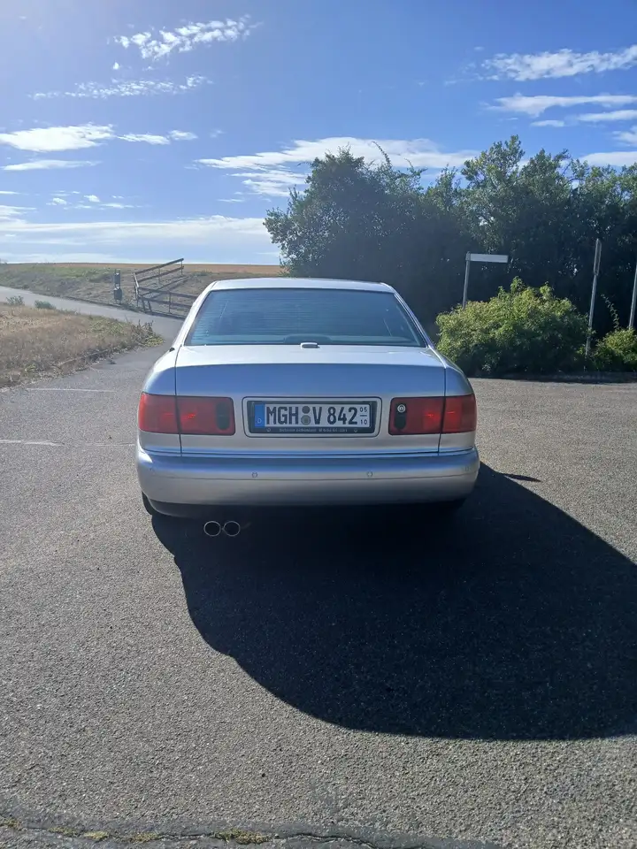 Audi A8 4.2 quattro, foto 4