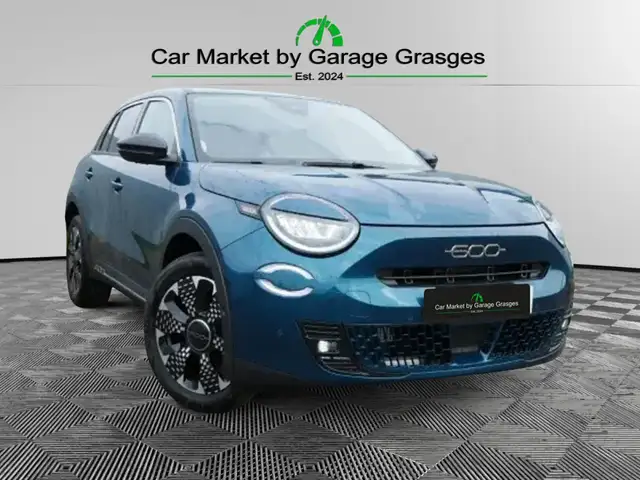 Fiat 600 HYBRID LA PRIMA 1.2