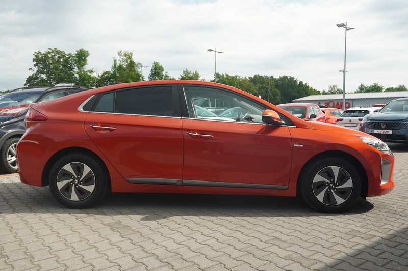 Hyundai IONIQ Ioniq 1.6 Style Hybrid Android Apple Klimaaut. — photo 8
