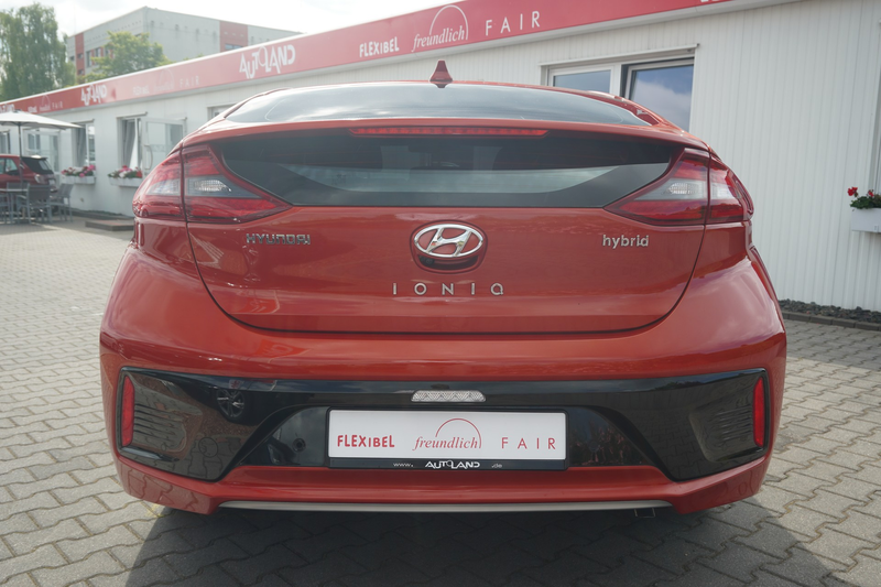 Hyundai IONIQ Ioniq 1.6 Style Hybrid Android Apple Klimaaut. — photo 5