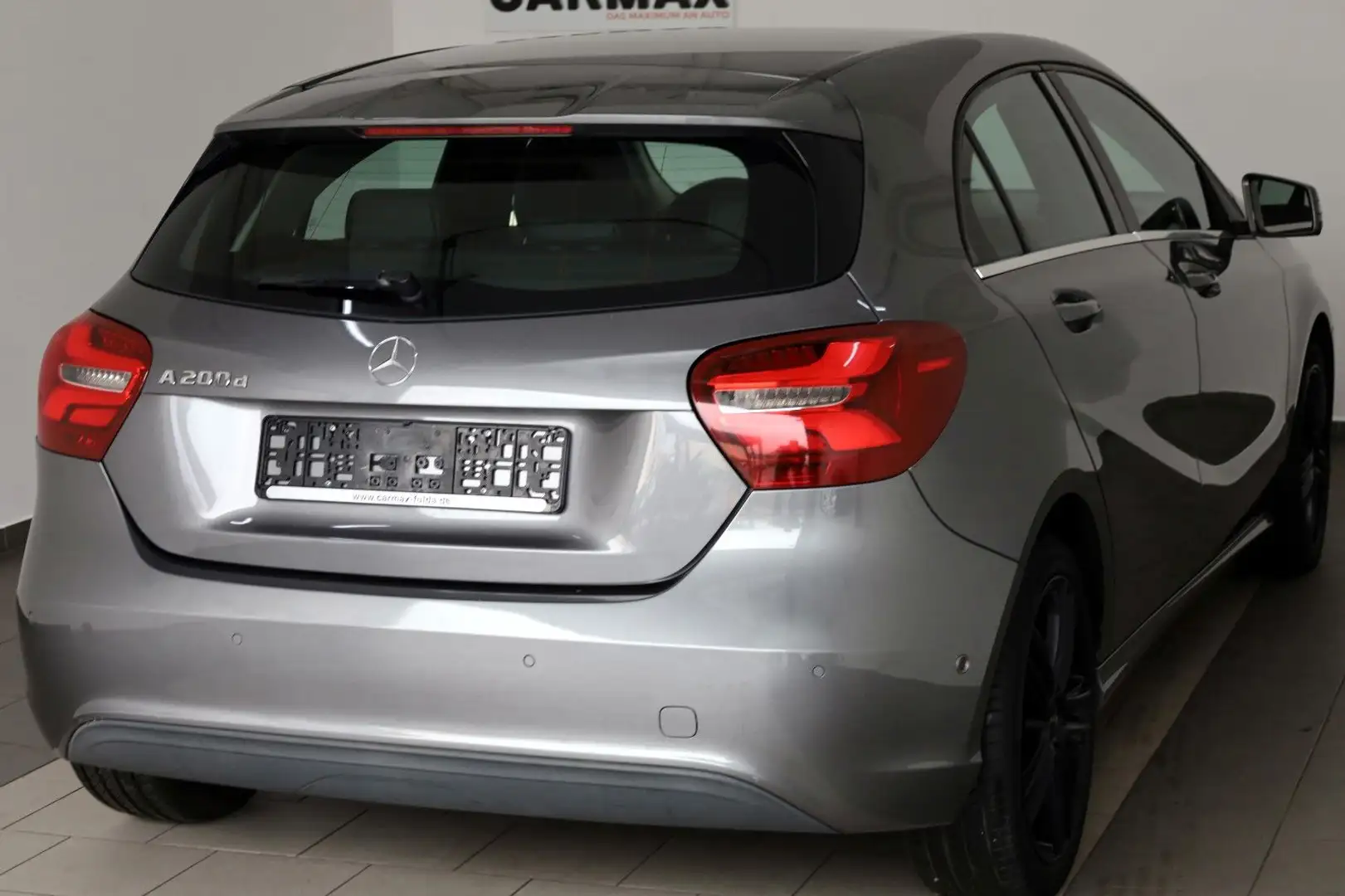 Mercedes-Benz A 200 d Style Leder,Navi,LED,SH,PDC,SR+WR Grau - 2