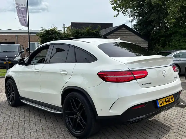 Mercedes-Benz GLE view 7