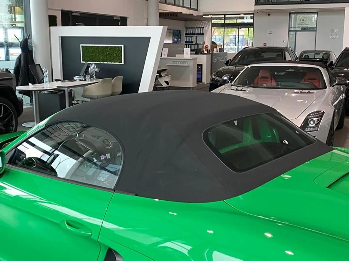 Porsche Boxster 718 Boxster 4.0 GTS Chrono PASM BOSE Sportabgas Green - 2