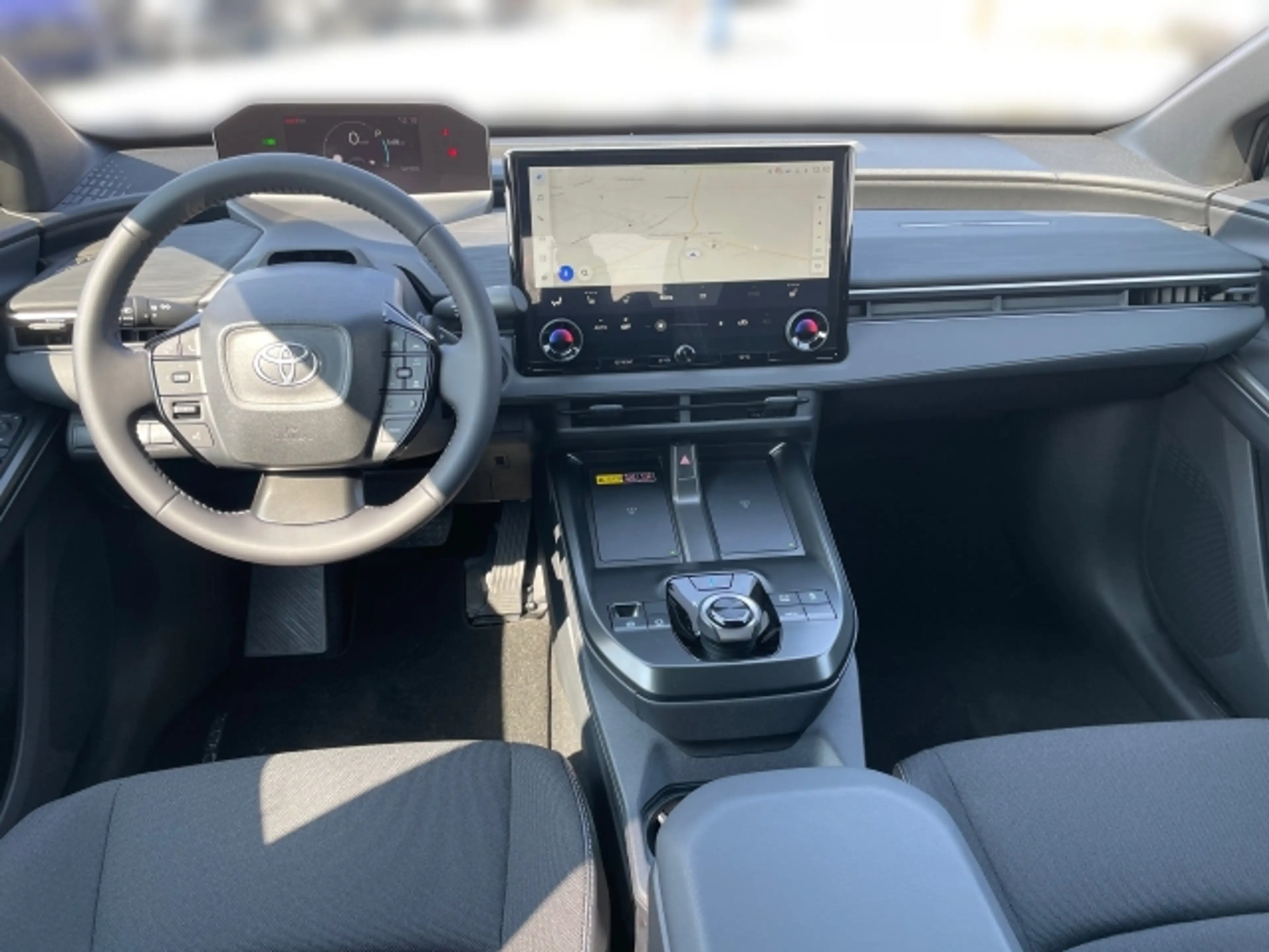 Toyota C-HR+ C-HR+ 5-Türer Teamplayer Elektromotor / 77 — photo 10