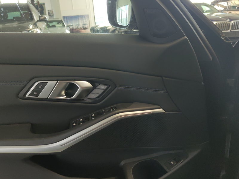 BMW 330 d SAG M Sport ACC/LED+/HUD/HiFi/AKUST/CAM/MEM — photo 15