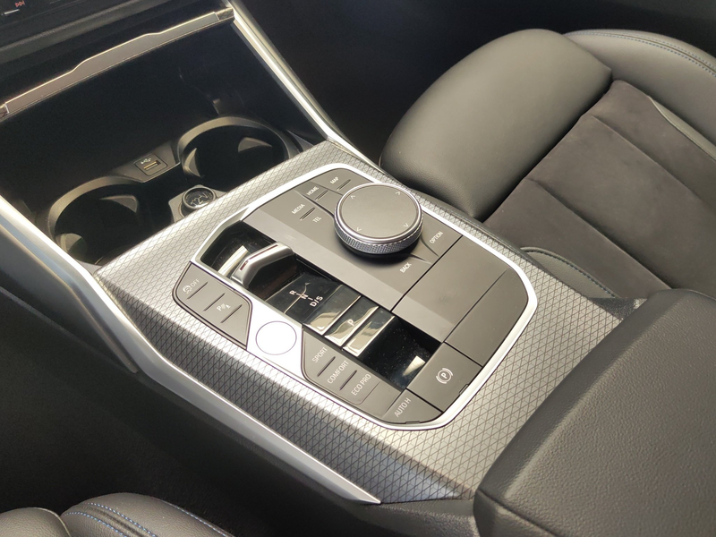 BMW 330 d SAG M Sport ACC/LED+/HUD/HiFi/AKUST/CAM/MEM — photo 11
