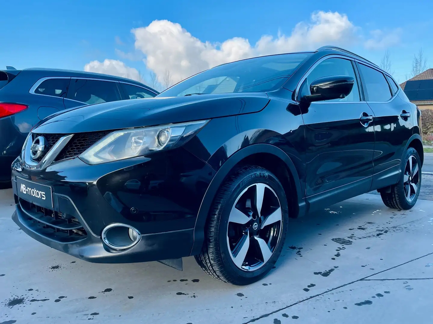 Nissan Qashqai 1.6 dCi 2WD*1er PROP*BOITE AUTO*PANO*GARANTIE* Noir - 2