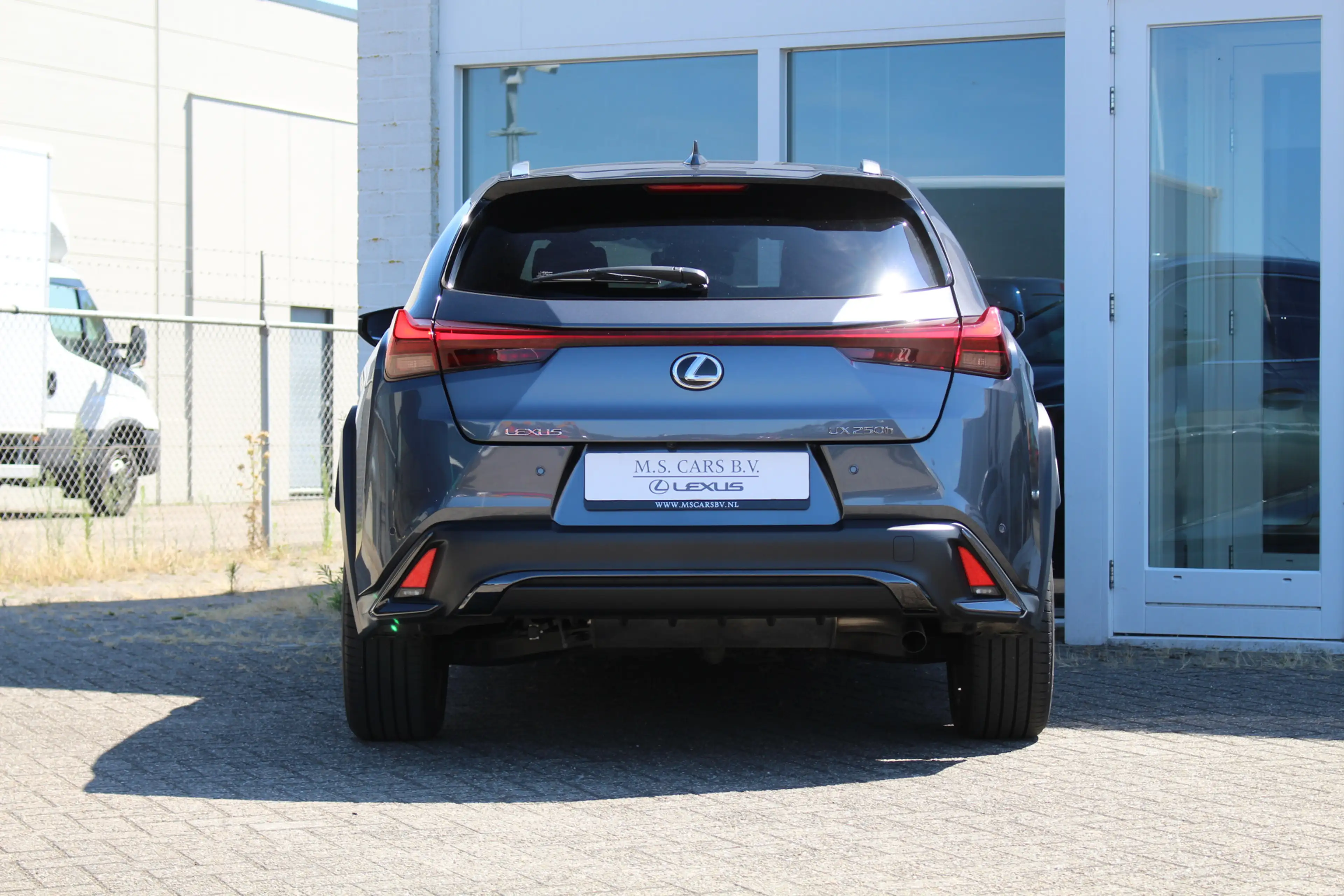 Lexus UX 250h Hybride F-Sport Design I Facelift I Applecarplay/A — photo 4