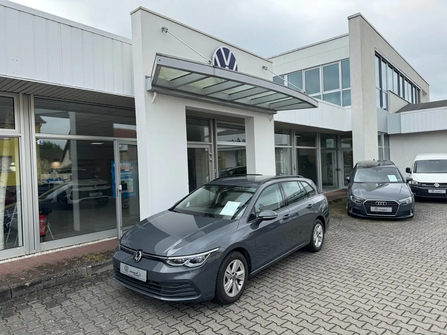 Volkswagen Golf Variant 8 CG Variant 1.5 TSI DSG Life Gris - 2