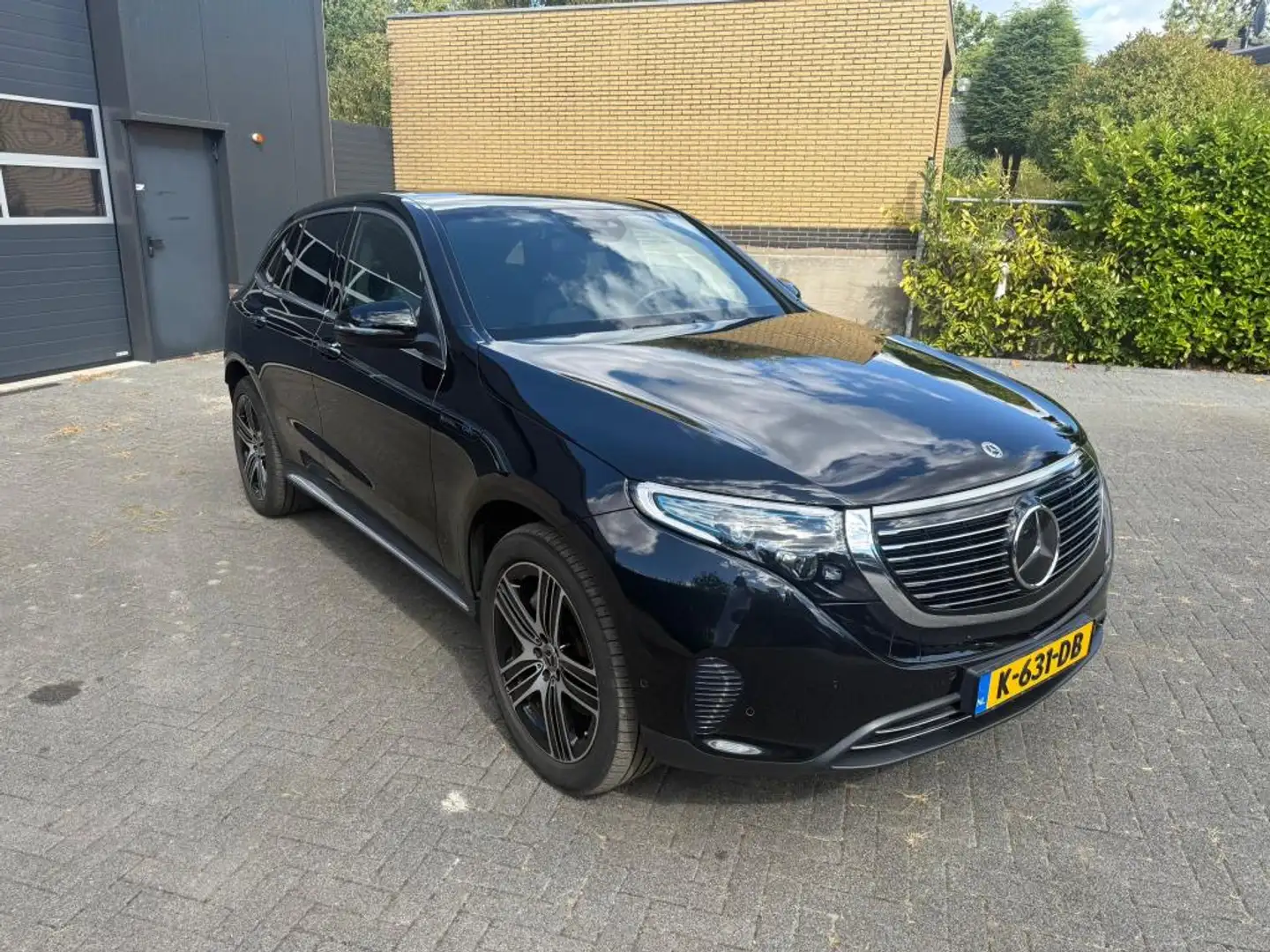 Mercedes-Benz EQC 400 4MATIC Business Solution Luxury 80 kWh excl btw! N Noir - 2
