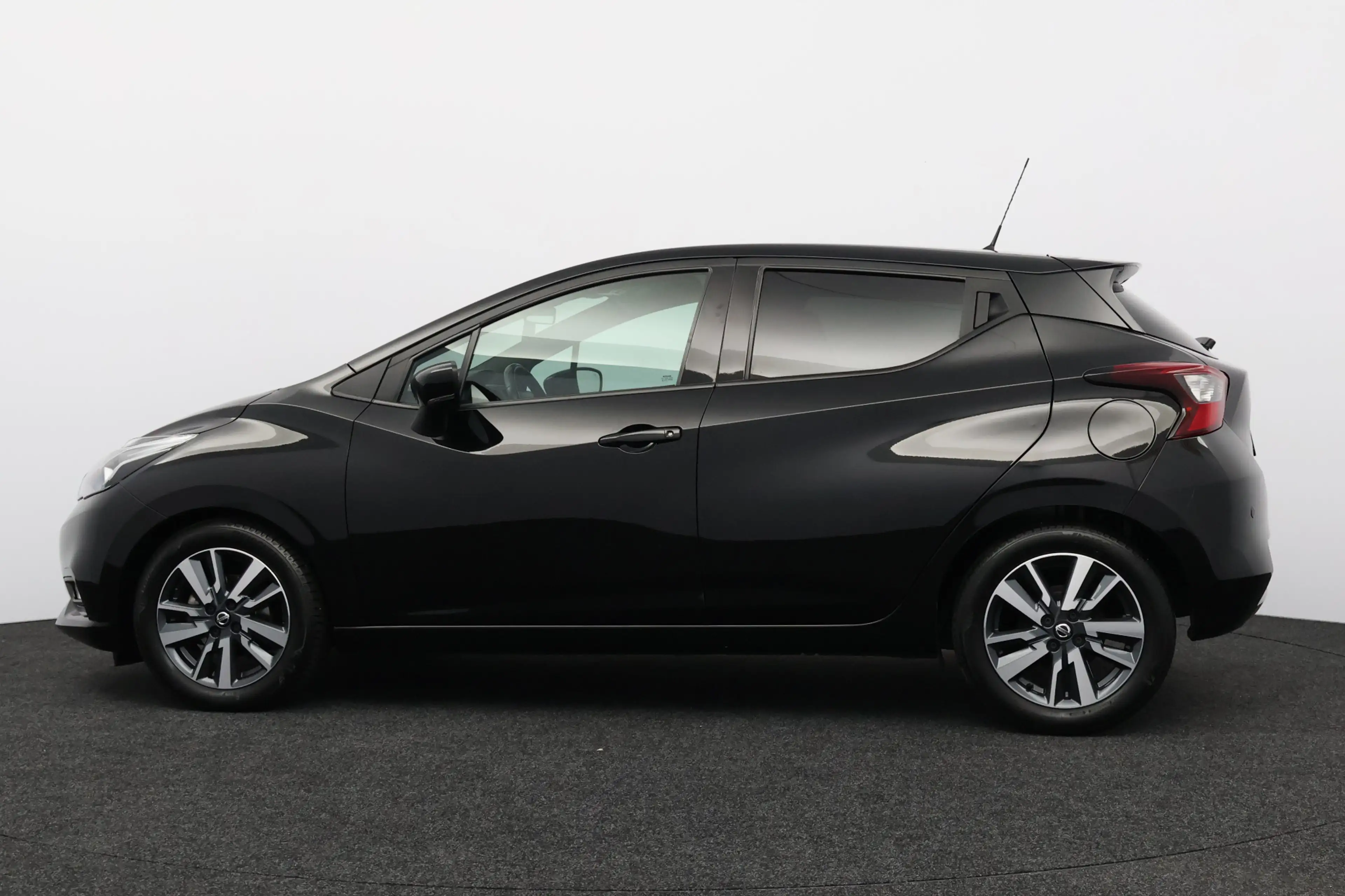 Nissan Micra 0.9 IG-T N-Connecta/ LED Dagrijverl./ 16''LMV/ Cam — photo 4