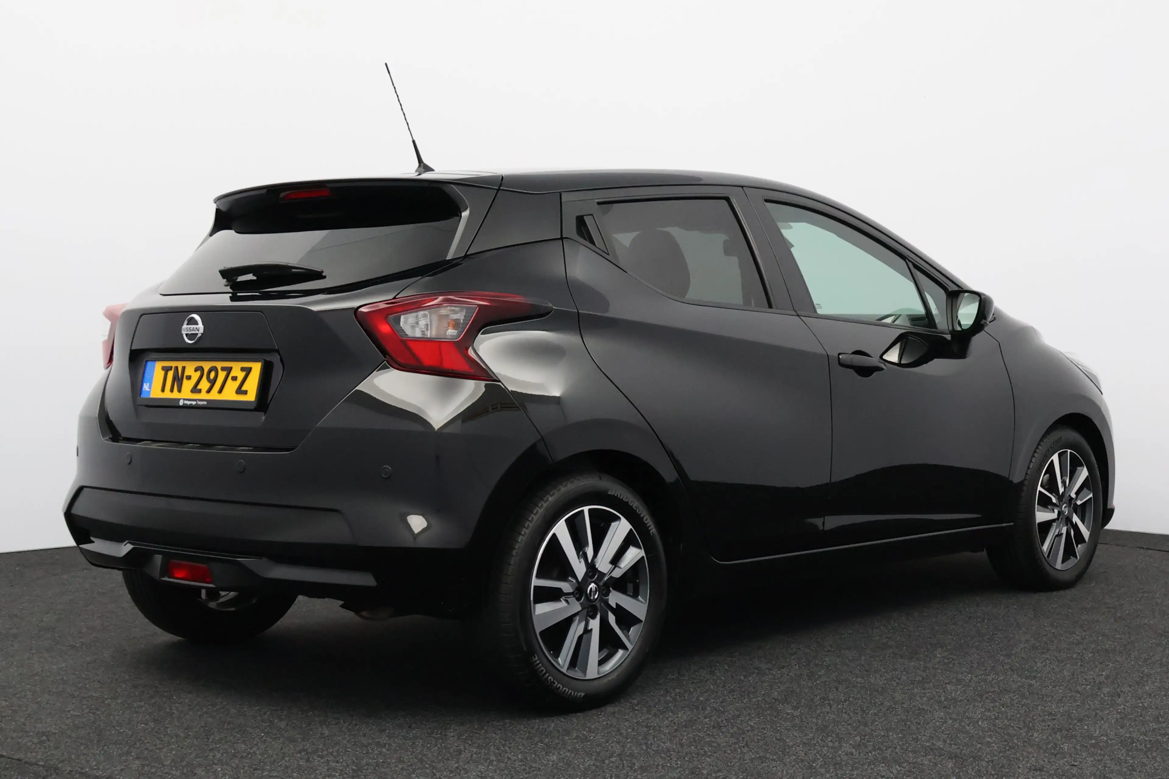 Nissan Micra 0.9 IG-T N-Connecta/ LED Dagrijverl./ 16''LMV/ Cam — photo 11