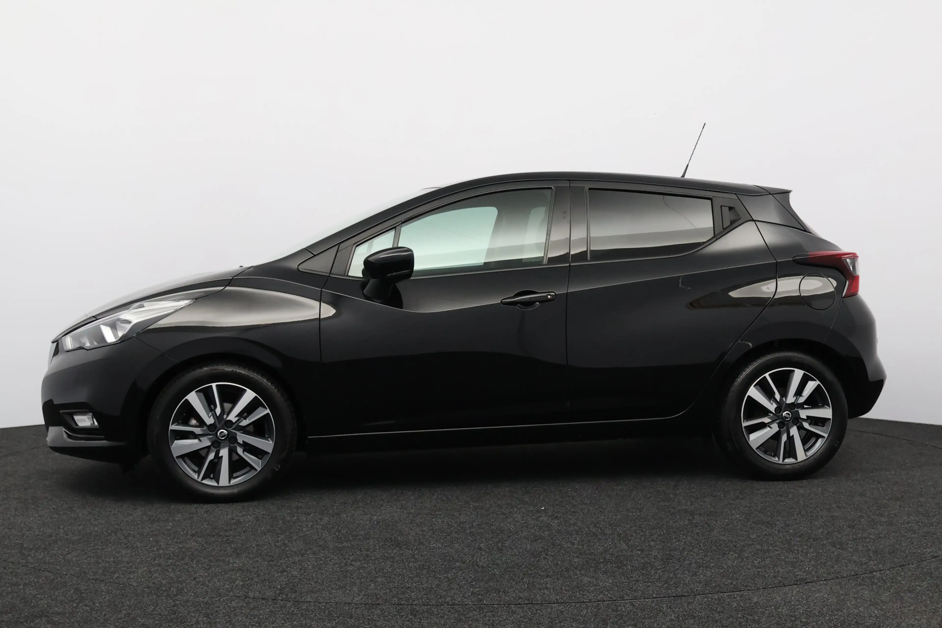 Nissan Micra 0.9 IG-T N-Connecta/ LED Dagrijverl./ 16''LMV/ Cam — photo 6