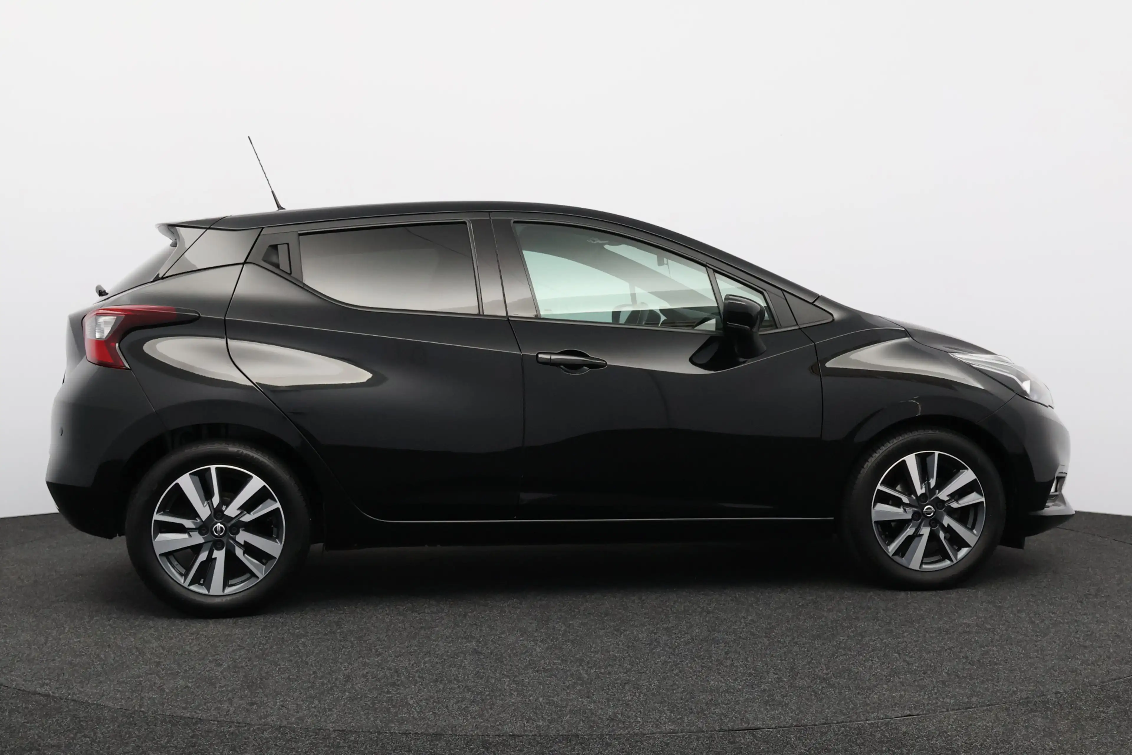 Nissan Micra 0.9 IG-T N-Connecta/ LED Dagrijverl./ 16''LMV/ Cam — photo 14