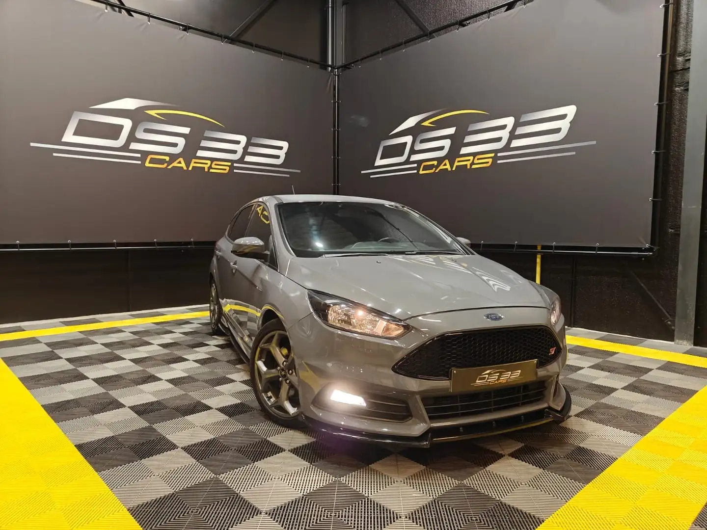 Ford Focus 2.0 EcoBoost ST 250pk/Milltek+Maxton/Recaro/Sony Gris - 1