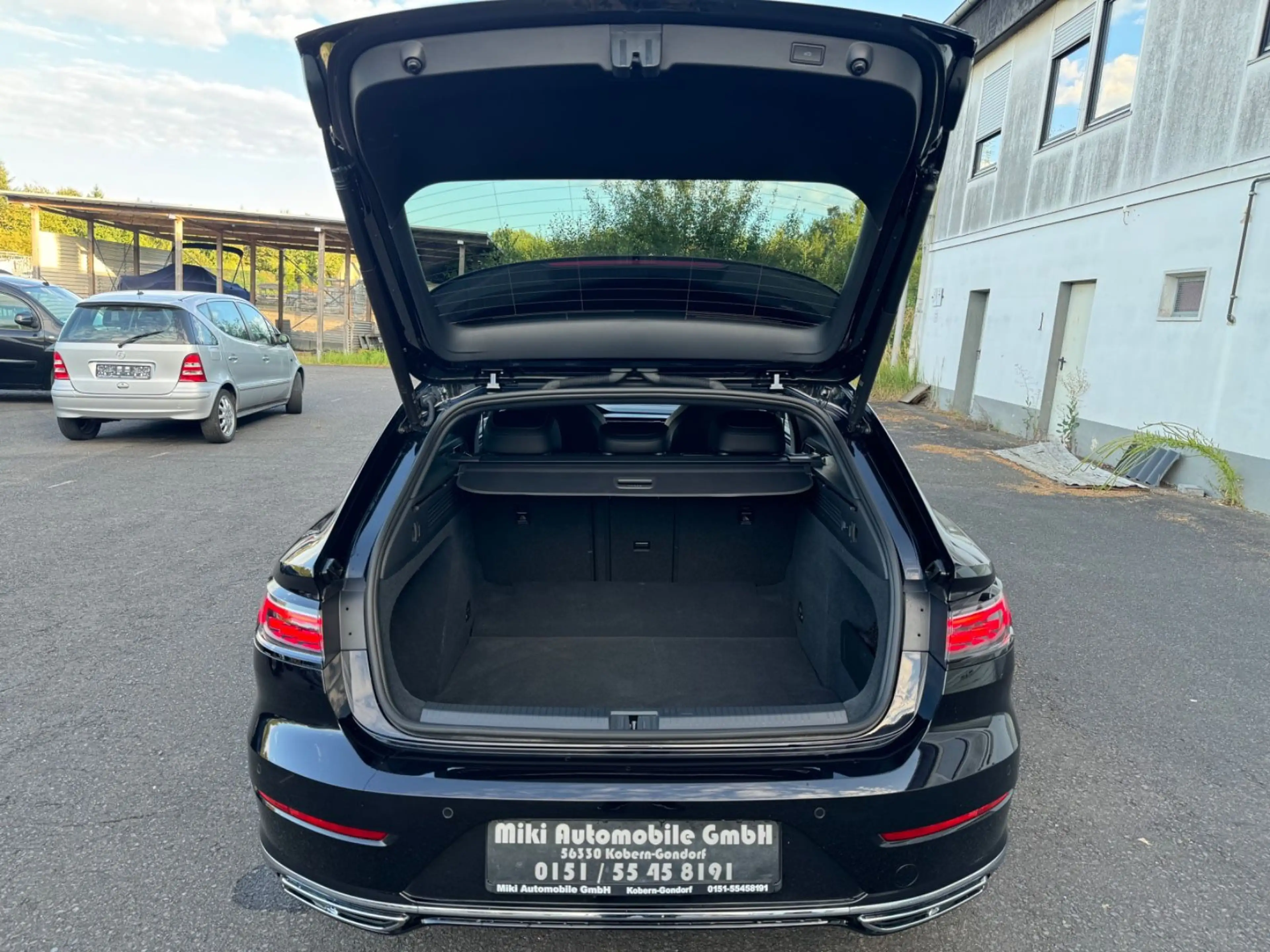 Volkswagen Arteon Shooting Brake R-Line 4Motion — photo 7