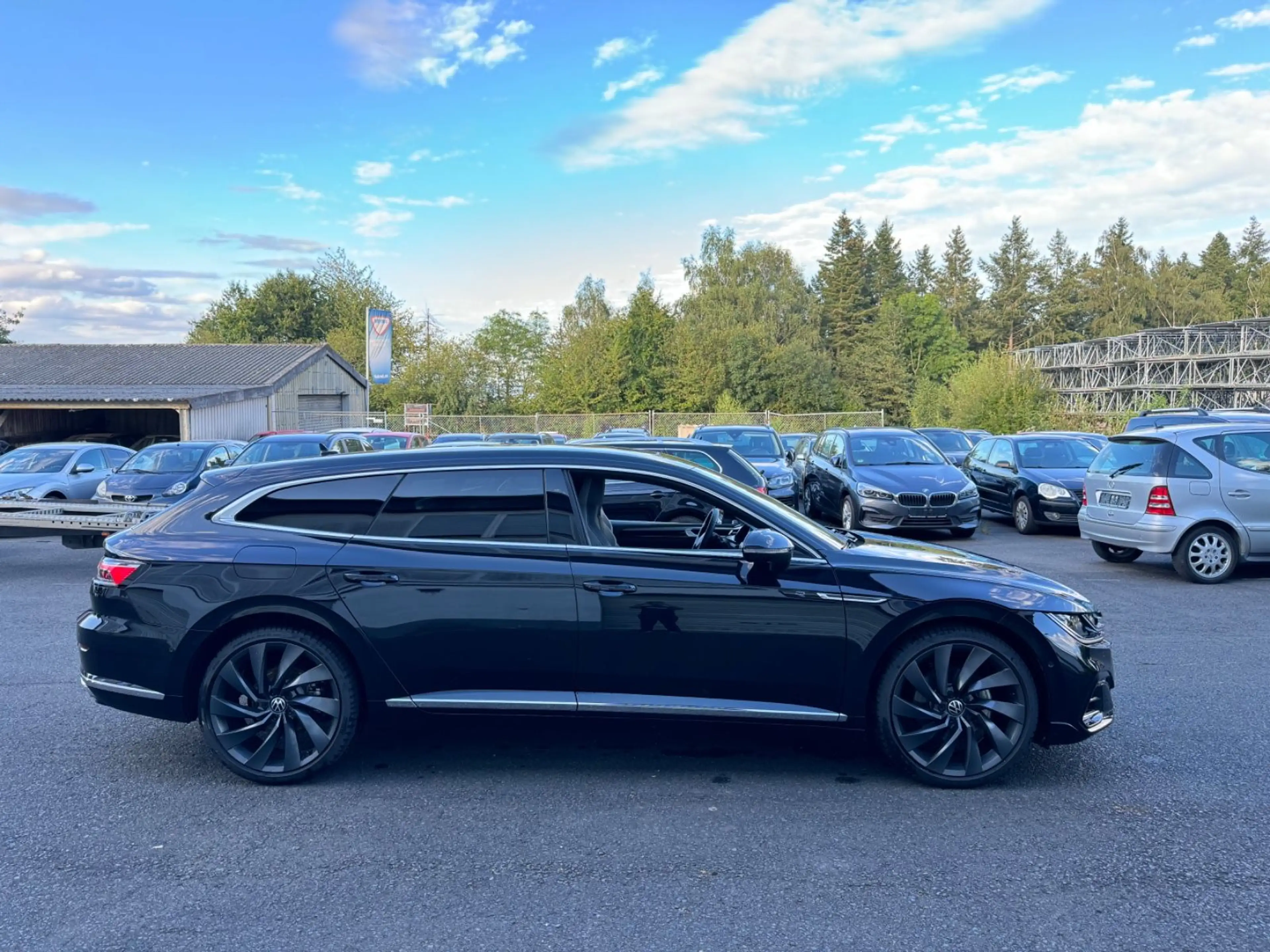 Volkswagen Arteon Shooting Brake R-Line 4Motion — photo 2