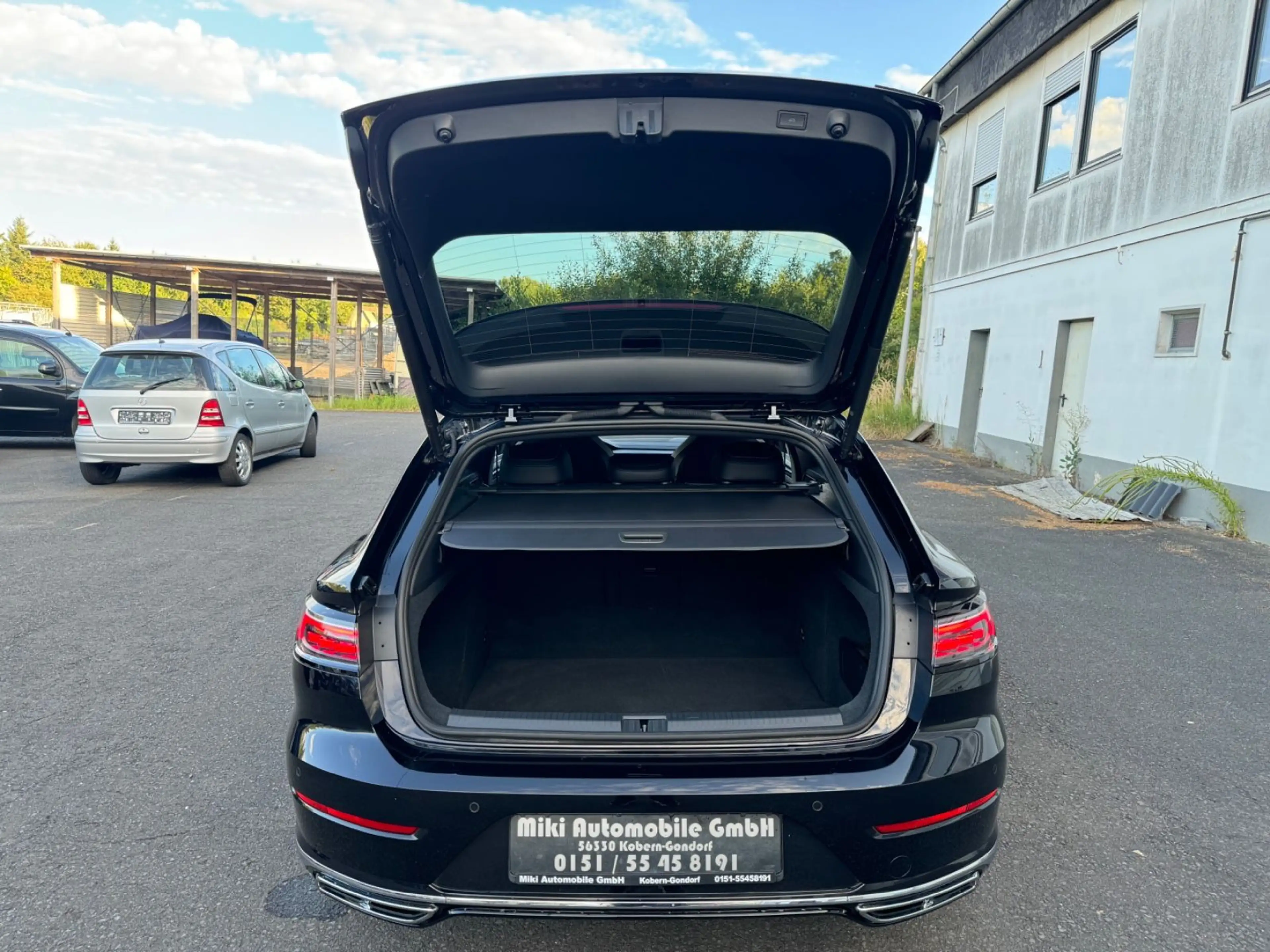 Volkswagen Arteon Shooting Brake R-Line 4Motion — photo 8