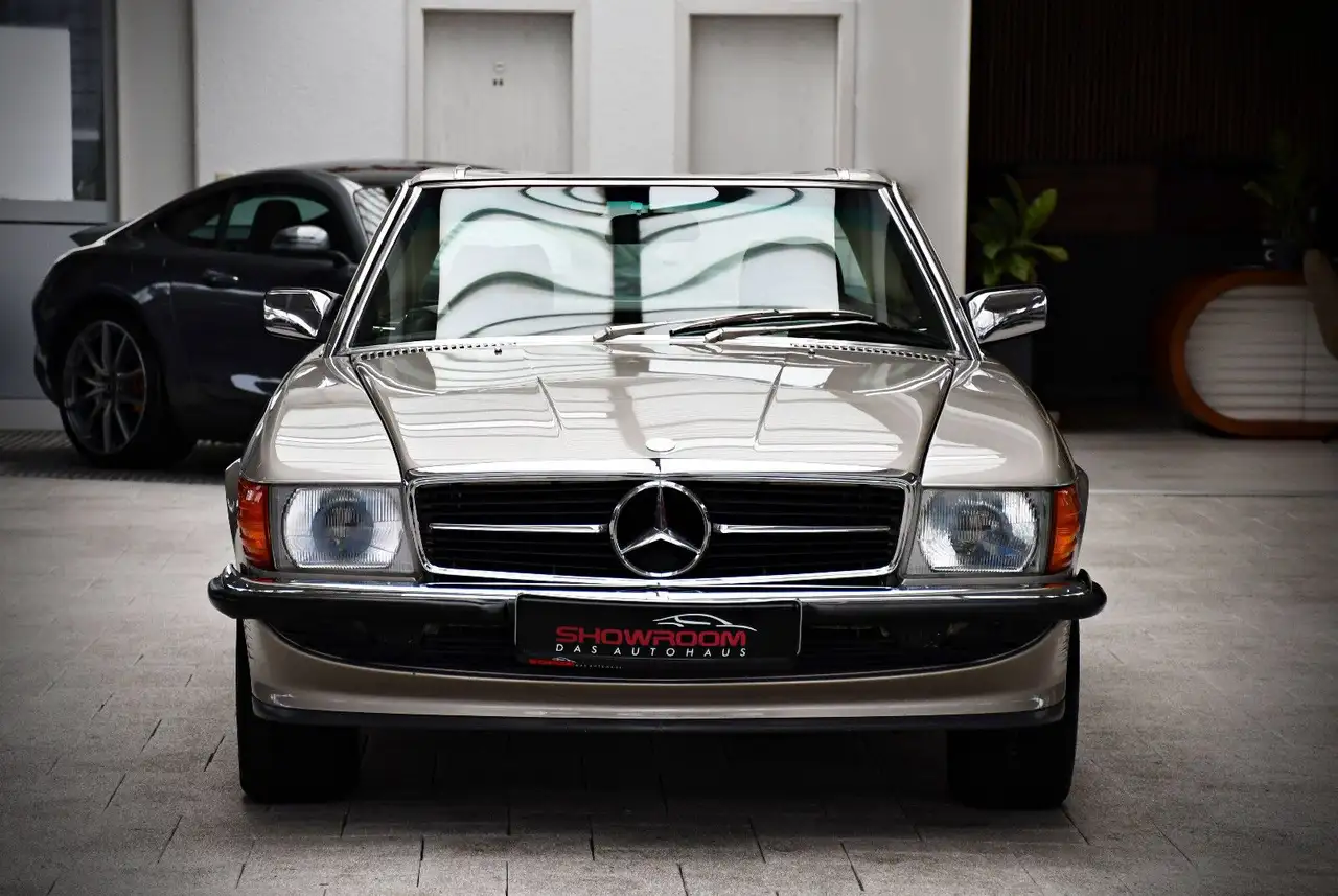 Mercedes-Benz 560 SL R107 Smoke Silver Brazil 5,6-Liter-V8 M117, foto 9