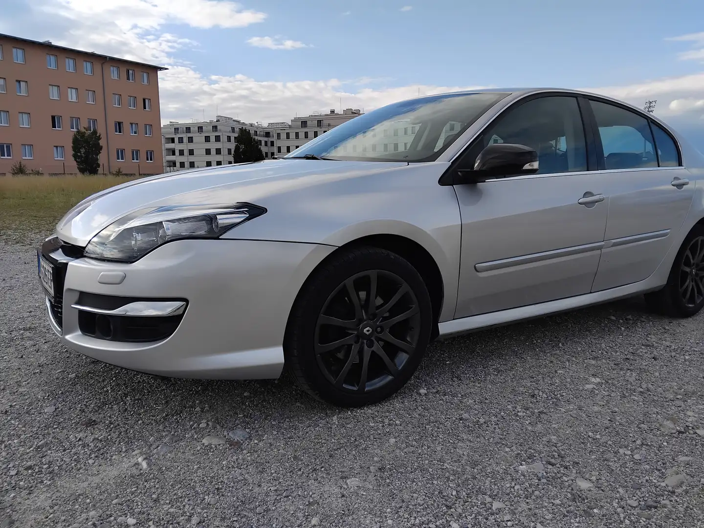 Renault Laguna Renault Laguna 2.0 dCi 150 PS Grandtour III Stříbrná - 1
