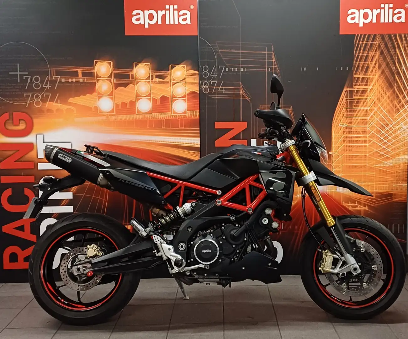 Aprilia Dorsoduro Noir - 2