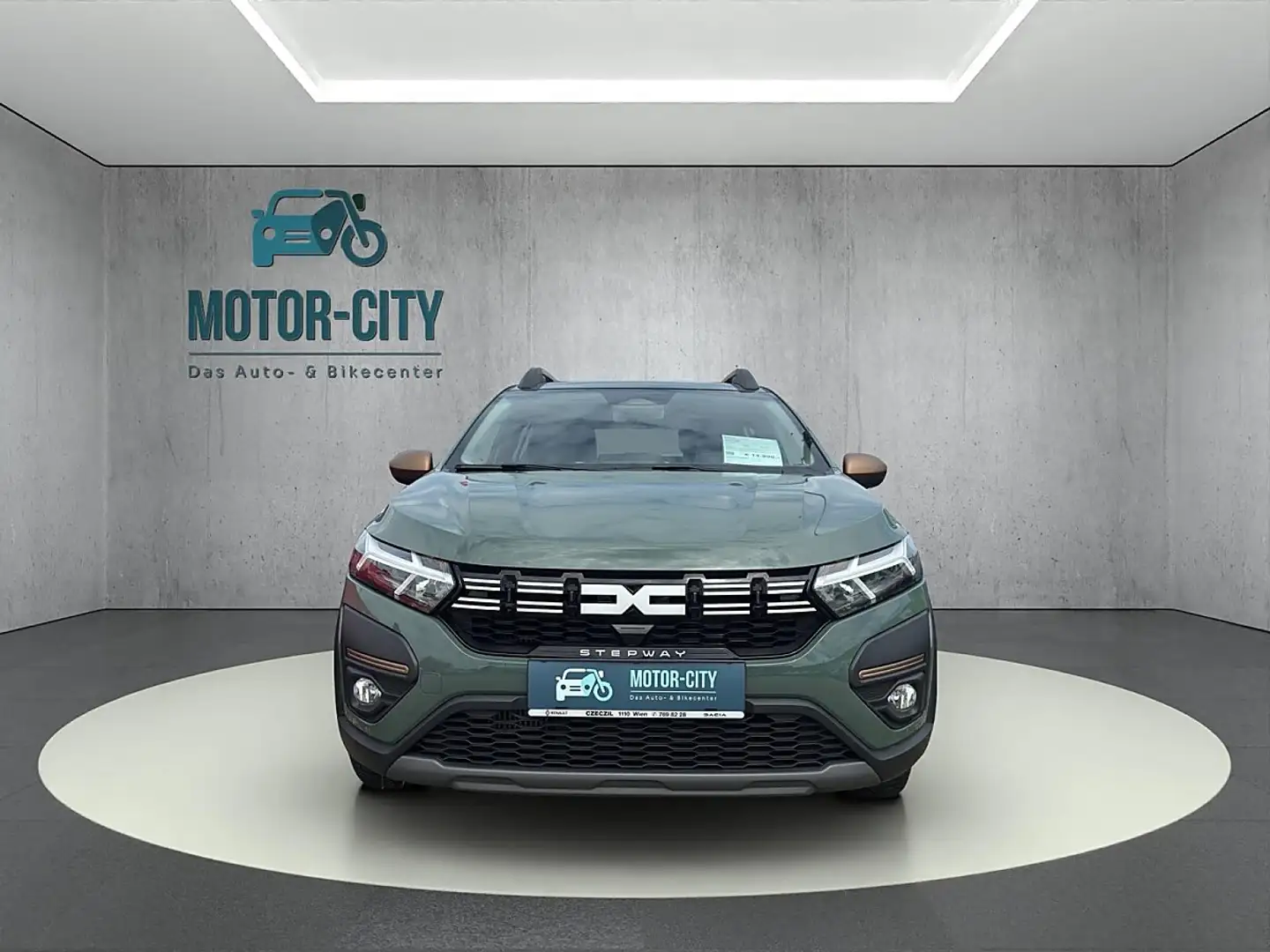 Dacia Sandero Stepway Expression TCe 90**0% Gebrauchtwagen Fi... Grün - 2