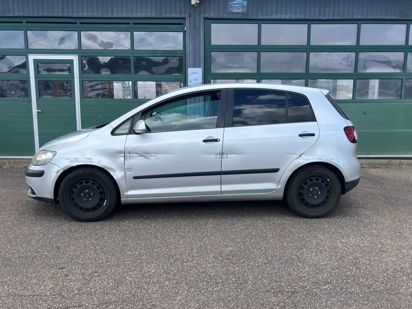 Volkswagen Golf Plus 1.4 Trendline Klima Tempomat Seitenschaden Zilver - 2