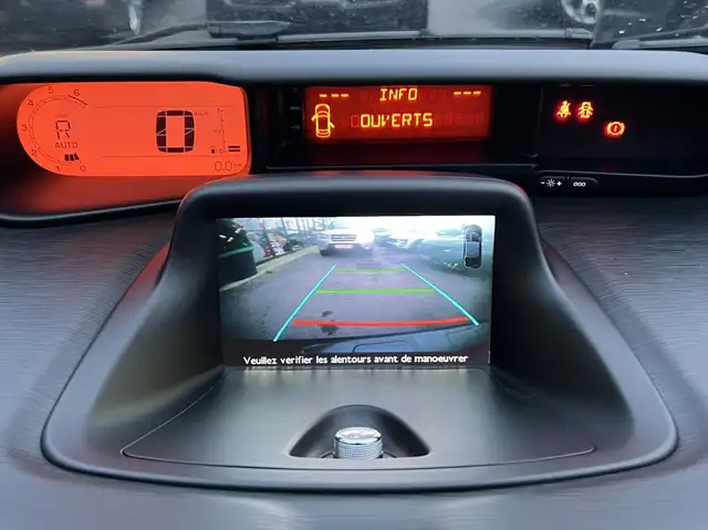 Citroen C3 Picasso view 24