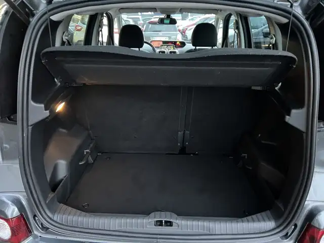 Citroen C3 Picasso view 12