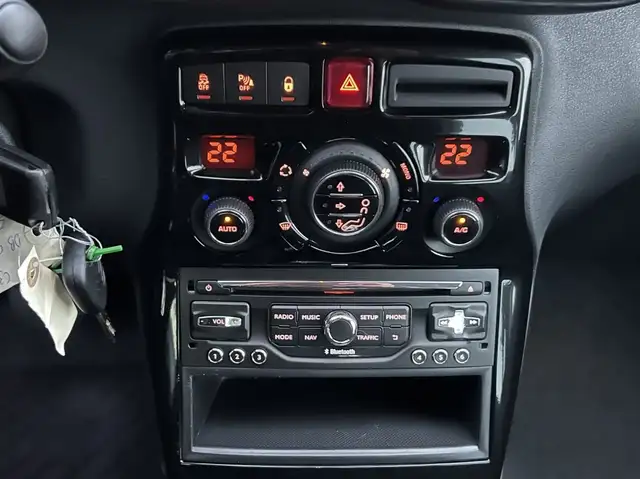 Citroen C3 Picasso view 19