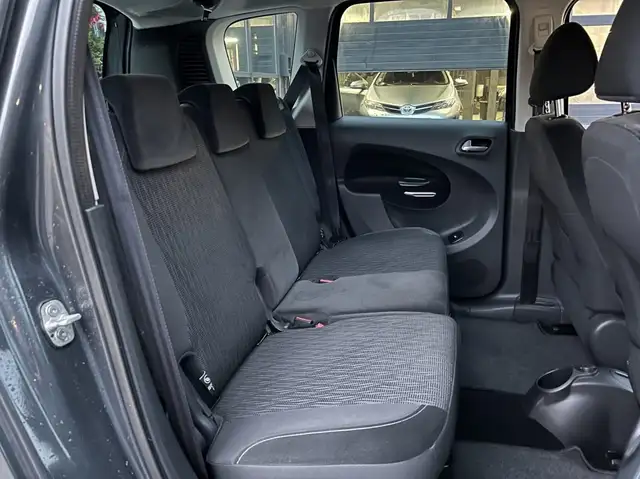 Citroen C3 Picasso view 15